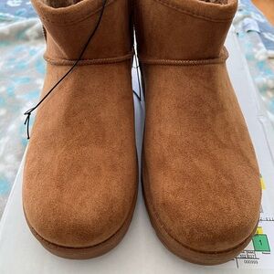 Arizona Jean Company Tan Faux Suede Ankle Booties women’s sz9